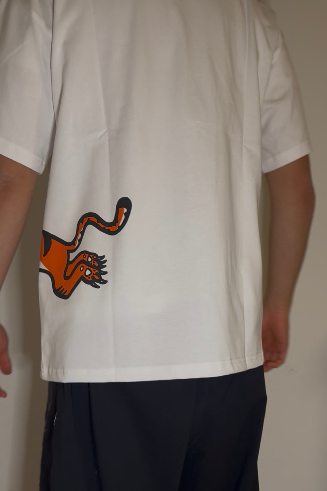 GRAPHIC T-SHIRT #29 (1 OF 1)