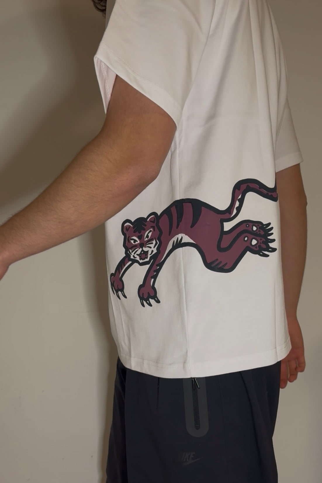 GRAPHIC T-SHIRT #27 (1 OF 1)