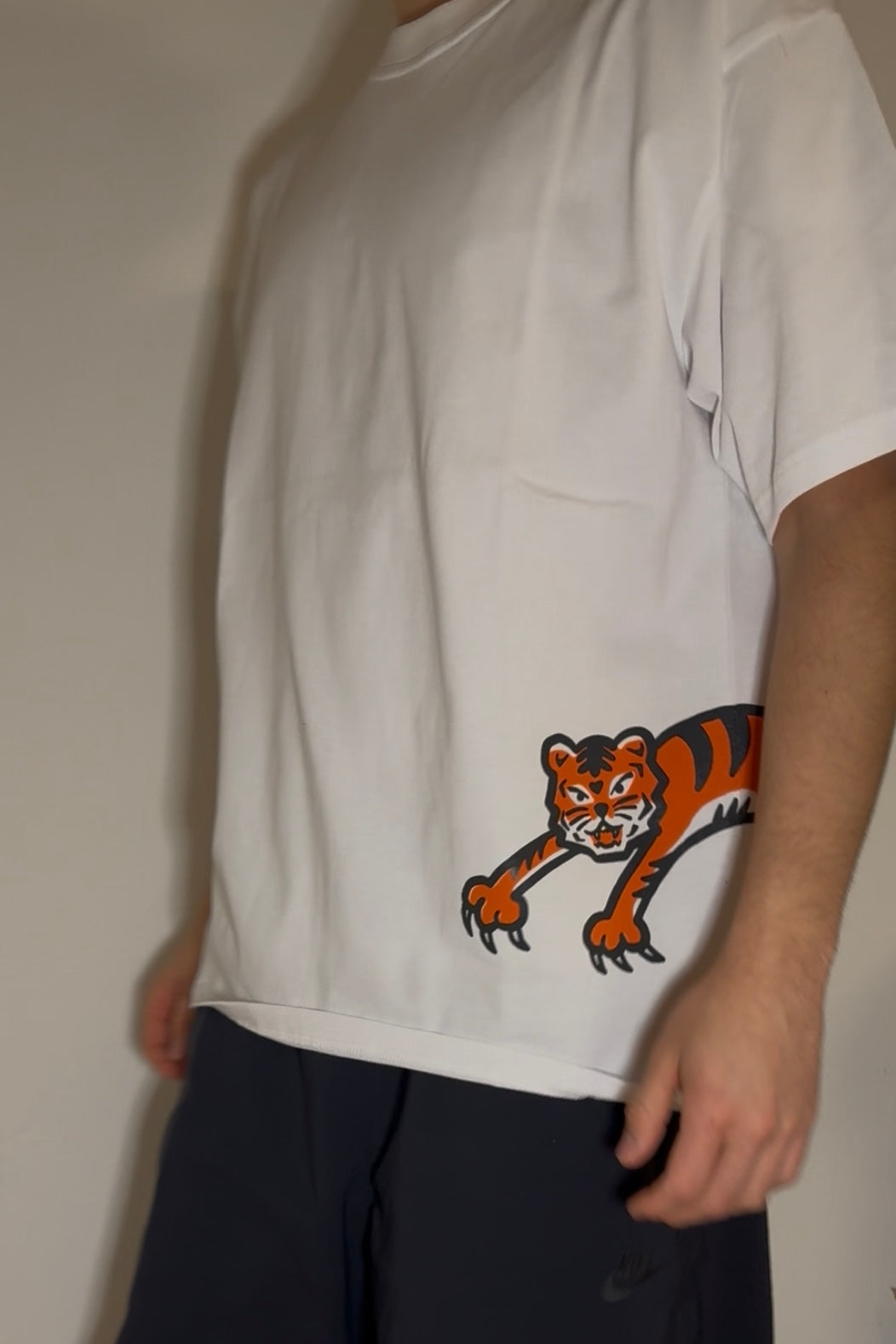 GRAPHIC T-SHIRT #29 (1 OF 1)